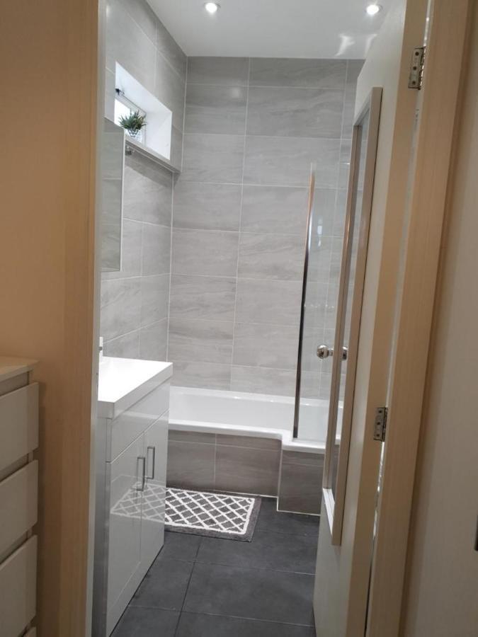 Star London Brent Street Cosy 1-Bed Hideaway Hendon Exterior foto